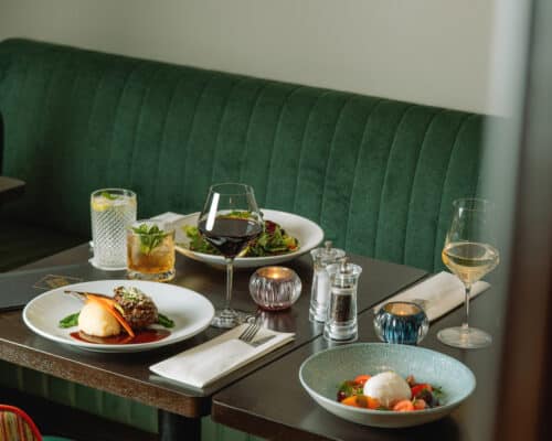 Alder dinner set up 2